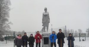 Волонтеры Рыбинского района проводят акции по уборке снега