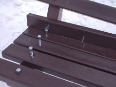 В Рыбинске установили экоскамейку