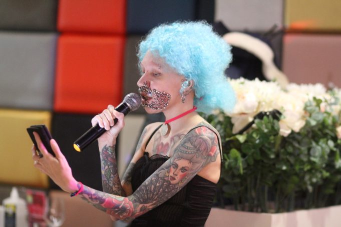 Хрупкая и фантастичная Катя