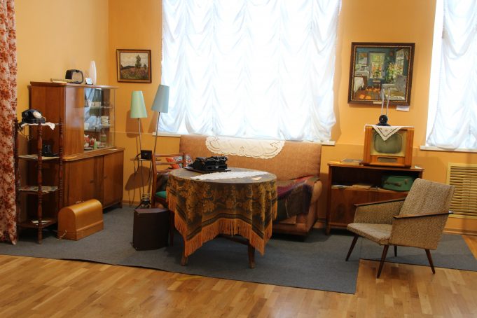 Оранжевые цвета Рыбинской оттепели