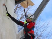 Ледолазы покорили «рыбинскую сосульку»