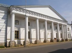 Фасад здания старой хлебной биржи приведут в порядок