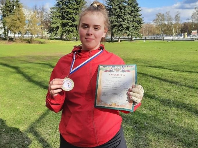 Рыбинская спортсменка одержала победу на открытом турнире по легкоатлетическим метаниям