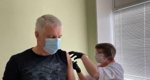 Глава Рыбинска привился от коронавируса