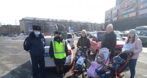 Автокресло — важнее всех игрушек!