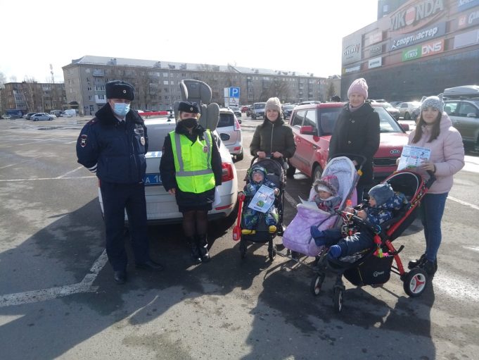 Автокресло — важнее всех игрушек!