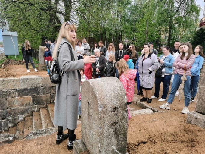 Праздник в помощь