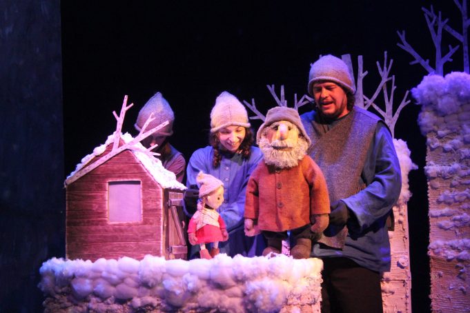 В Рыбинском театре кукол поставили «теплый» спектакль