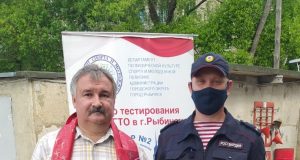 Рыбинским росгвардейцам вручили знаки отличия ГТО