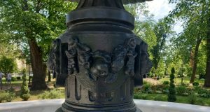 В июле в Карякинском саду включат фонтан