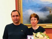 Семью из Рыбинского района наградил губернатор