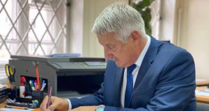 Денис Добряков подал заявление на участие в выборах главы