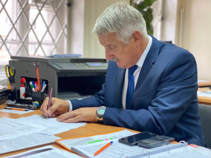 Денис Добряков подал заявление на участие в выборах главы