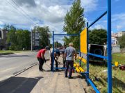 На улице Ворошилова установили остановочный павильон