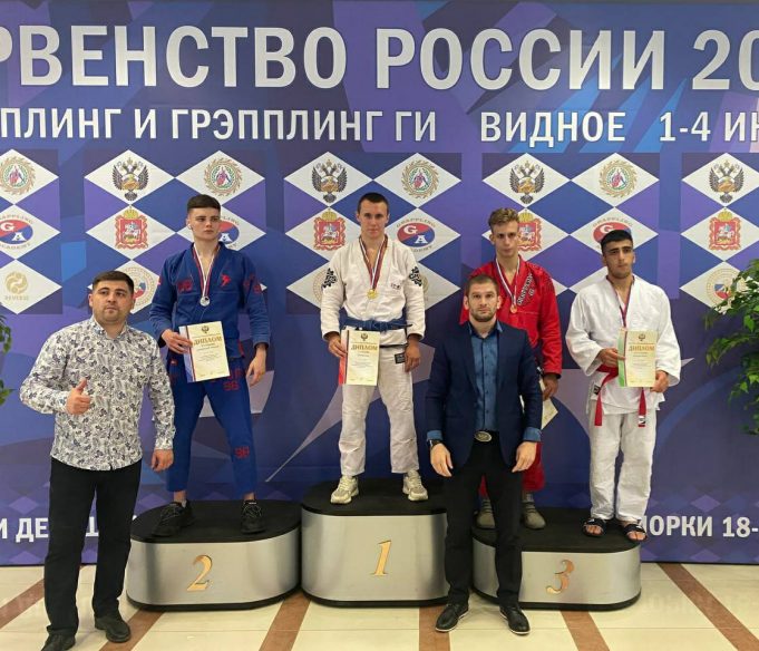 Рыбинец завоевал четыре победы на соревнованиях по грэпплингу