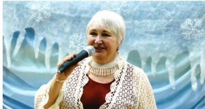 «А она ещё и поёт!»