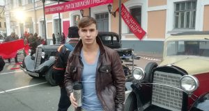 «Наш пострел везде поспел»: Михаил Стригин сыграл роль физкультурника и бойца Красной Армии