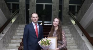 Логопеда из Рыбинска наградили в Правительстве области