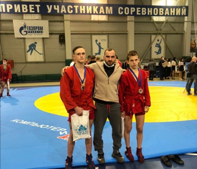 Рыбинцы взяли серебряные медали на всероссийских соревнованиях по самбо