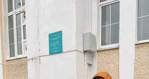 Рыбинец Максим Соловьев полностью прошел вакцинацию, а сегодня помогает врачам.