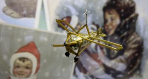 Новогодние игрушки отражают веяния времени