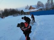 Современные тимуровцы помогают пожилым людям в Рыбинском районе