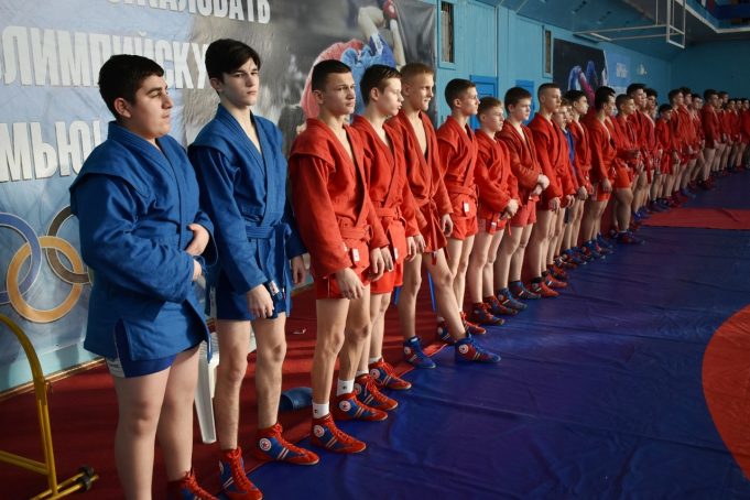 В Рыбинске прошел всероссийский турнир по самбо