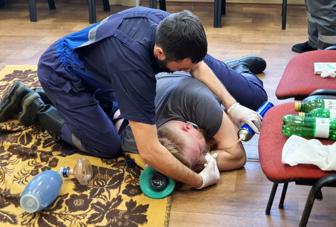 Рыбинские газовики прошли обучение профессии спасателя