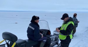 На Рыбинском водохранилище проверили любителей зимней техники