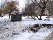 Стихийную свалку на улице Моторостроителей убрали