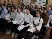 Учащиеся в Рыбинском районе выбирают варианты благоустройства школы