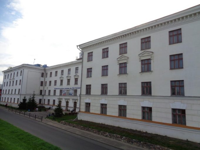 Проблемой «голодающих курсантов» из Рыбинска заинтересовался ярославский омбудсмен