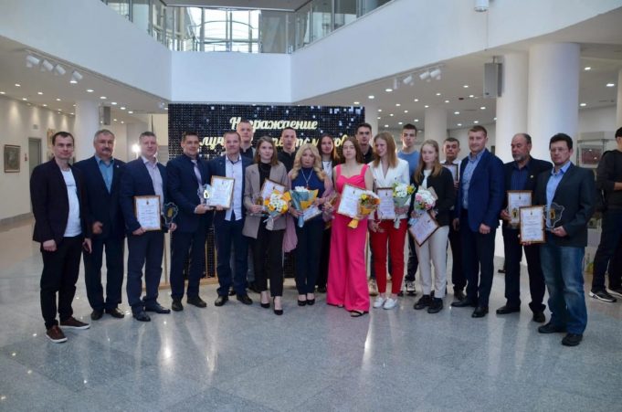 Лучшие спортсмены и тренеры Рыбинска получили награды от правительства области