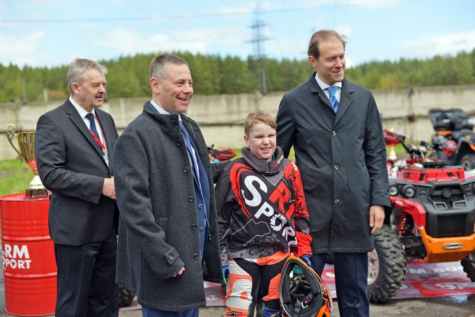 «Русскую механику» посетили министр Денис Мантуров и глава региона Михаил Евраев