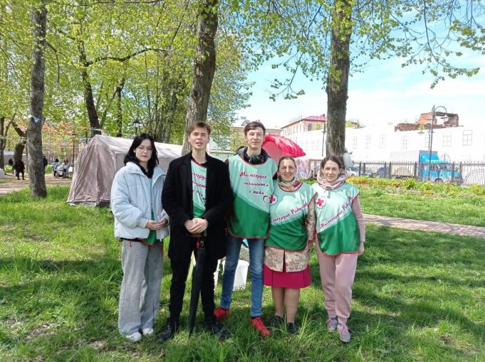 В Рыбинске в рамках фестиваля «Белый цветок» собрали более 66 000 рублей