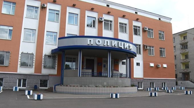 Жительница Рыбинска решила отомстить своему знакомому с помощью полицейских