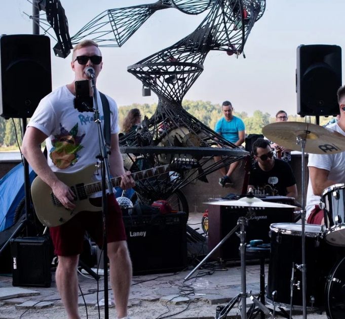 Они просто любят музыку