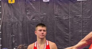 Никита Лабуткин стал серебряным призером регионального турнира по боксу