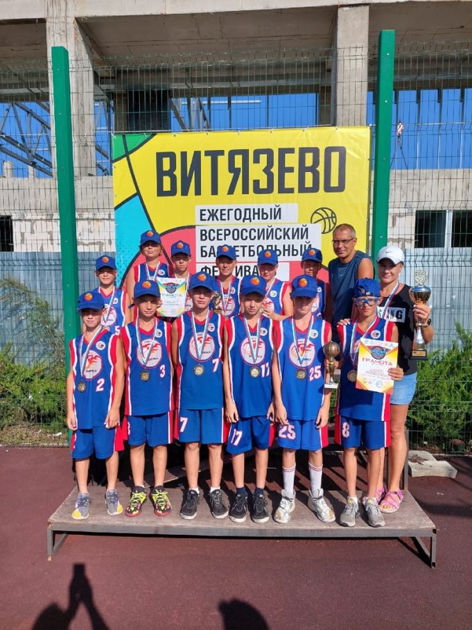 Рыбинские баскетболисты вошли в тройку лучших в России