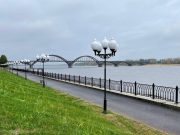 Работы на Стрелке официально завершены. Но подрядчик еще исправляет свои косяки