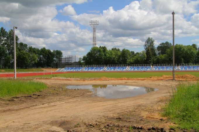 Первый этап реконструкции стадион «Сатурн» завершат с большим опозданием