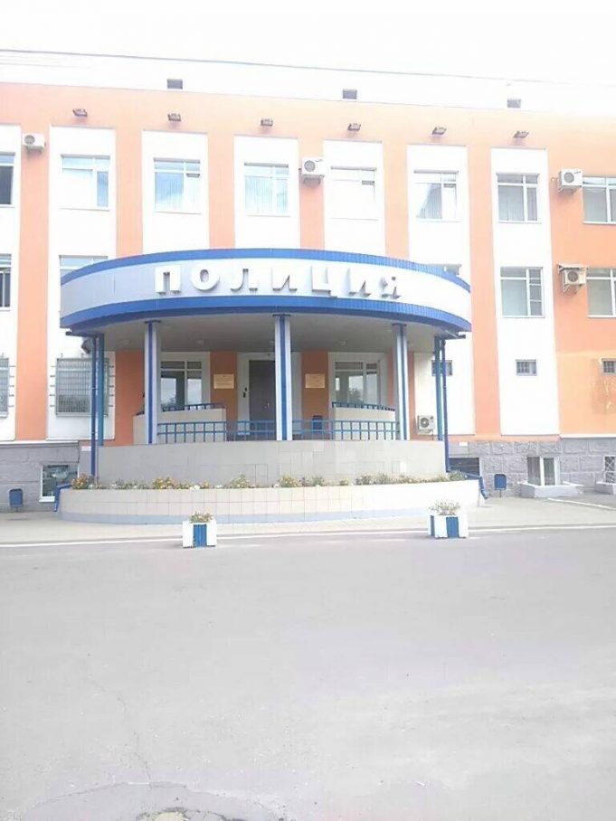 Жители Ярославля обчистили гараж рыбинца на Софийской