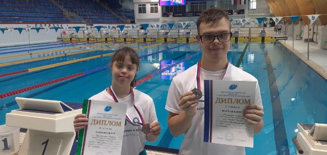 Солнечная спортсменка из Рыбинска трижды стала призером чемпионата и Первенства России по плаванию