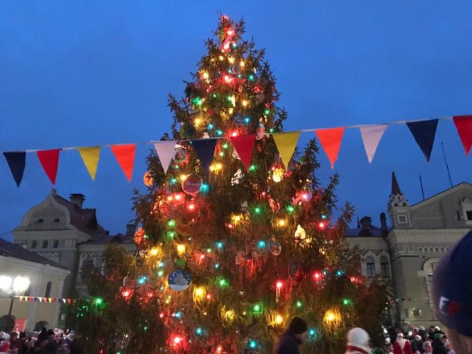 Скромно, но со вкусом. Чем порадуют рыбинцев в преддверии Нового года