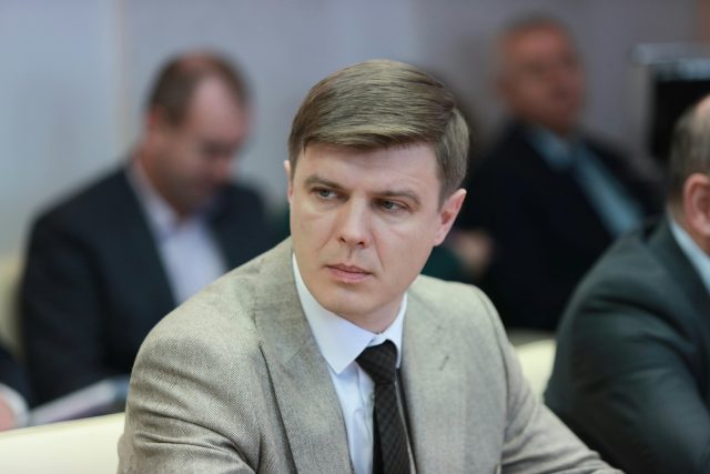 В правительстве области вновь новые лица: глава региона представил главу департамента информатизации и связи