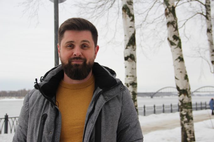 Ярославец помогает мобилизованным землякам