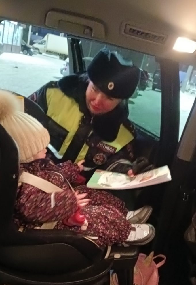 В Рыбинске продолжают выявлять нарушения правил перевозки детей в автомобилях