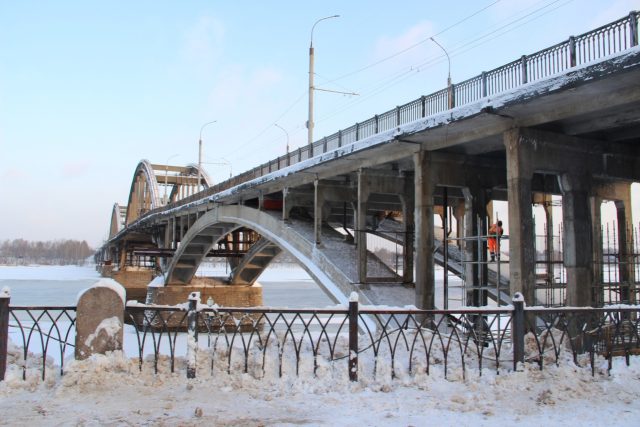 На время ремонта моста в Рыбинске по нему ограничат движение большегрузов