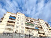 Жители рыбинской многоэтажки почти неделю живут без лифта