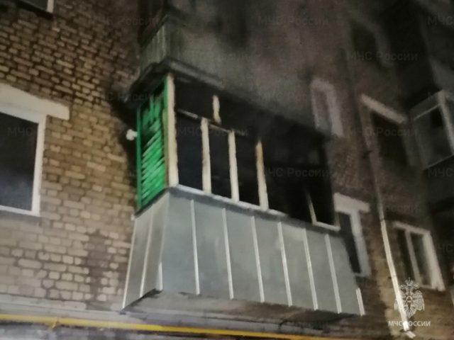 На Полиграфе сгорела жилая квартира